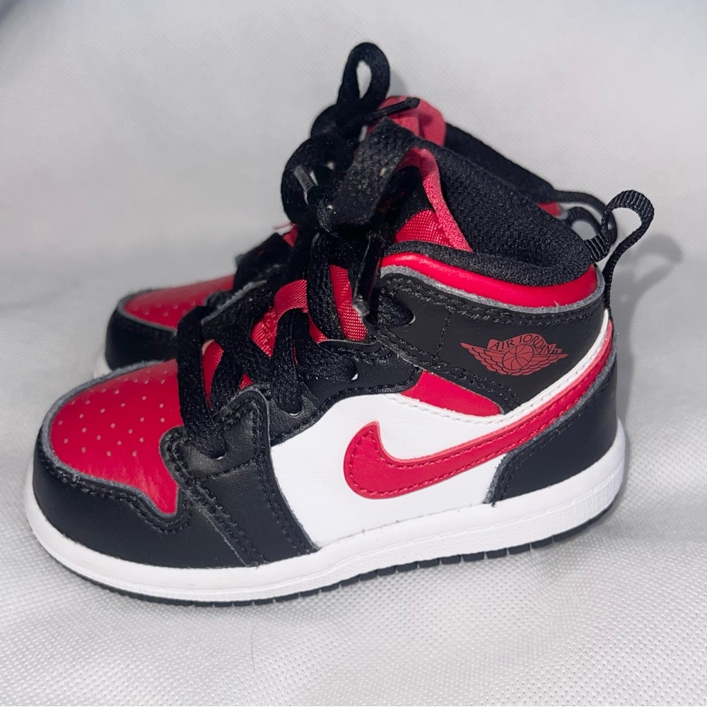 Jordan Red and Black High-Top Sneakers Nike Toddler 6c